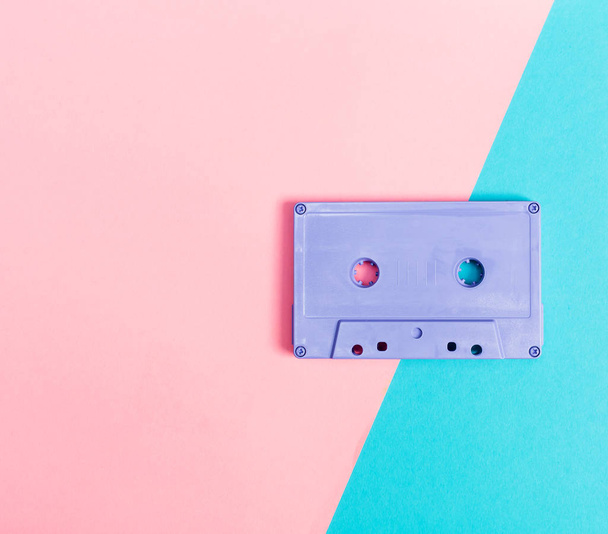 purple casset tape - Zdjęcie, obraz