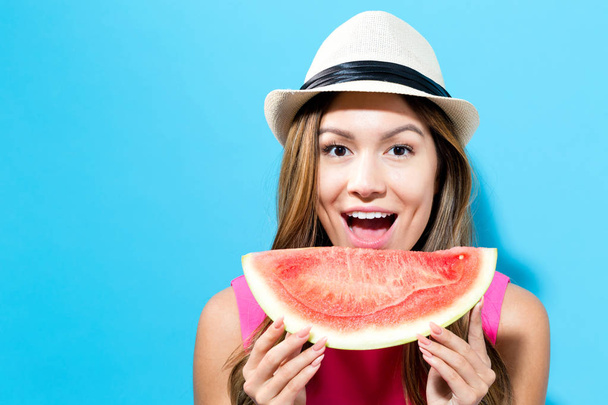 woman holding watermelon - Фото, изображение