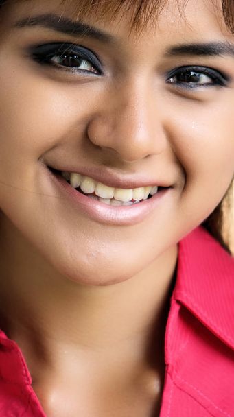Smiling Face Of Girl - Fotoğraf, Görsel