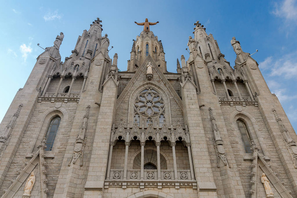 Barcelone. Temple du Saint Cœur de Jésus
. - Photo, image