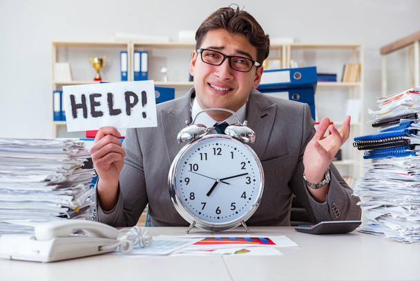 Businessman missing deadlines due to excessive work - Photo, Image