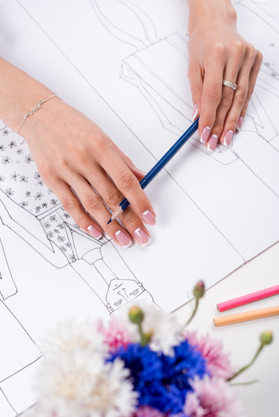fashion designer working with sketches - Foto, afbeelding