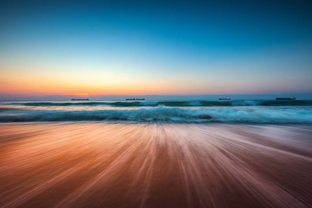 Krásný východ slunce nad mořem - Fotografie, Obrázek