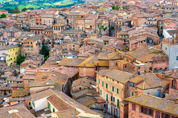 Vista aérea centro antigo cidade Siena
 - Foto, Imagem