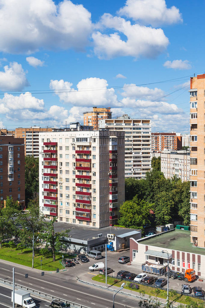 urban houses and street in Moscow in sunny day - Zdjęcie, obraz