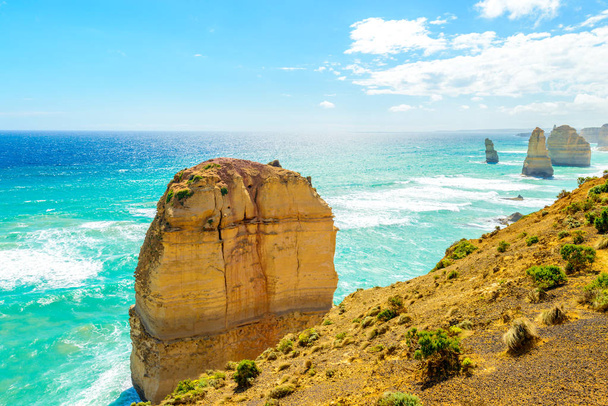 Двенадцать апостолов, Great Ocean Road, Виктория, Австралия
 - Фото, изображение