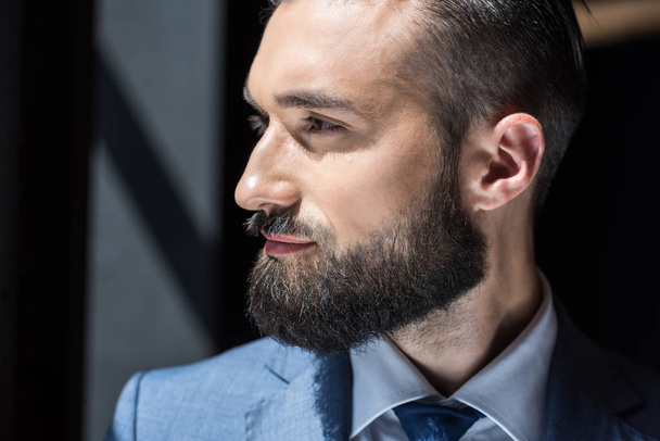handsome bearded businessman - Foto, Imagen