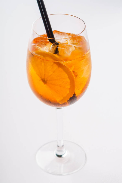 cold summer cocktail  - Foto, afbeelding