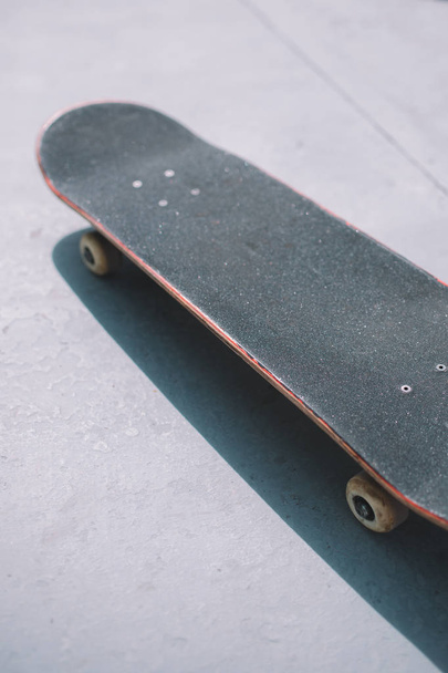 sport skateboard on concrete  - Foto, Imagen
