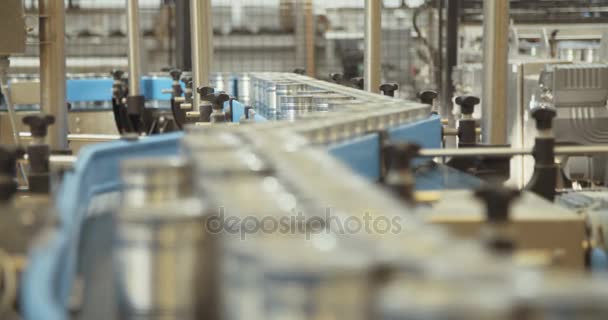 Линия автоматизированного производства консервов
 - Кадры, видео
