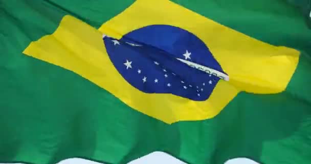 4 k Βραζιλία σημαία φτερουγίζει στον άνεμο. - Πλάνα, βίντεο
