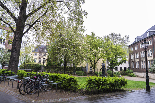 Openbaar park in Dusseldorf, Duitsland - Foto, afbeelding