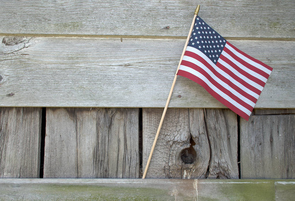 American flag on barn wood - Foto, imagen