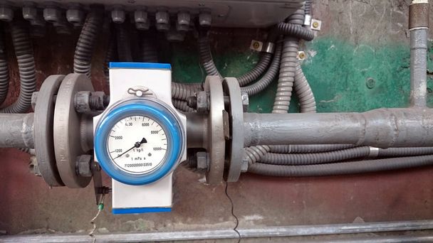 Medidor de vazão instalado no gasoduto. Medição do caudal de água i
 - Foto, Imagem