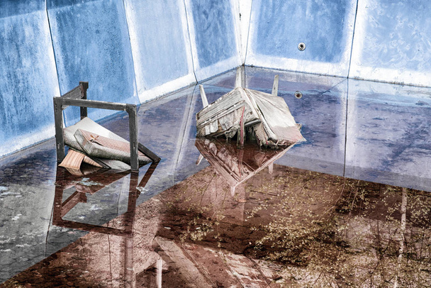Damaged seats in old swimming pool - Valokuva, kuva
