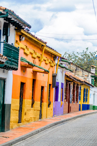 barevné koloniální budovy v Bogota - Fotografie, Obrázek