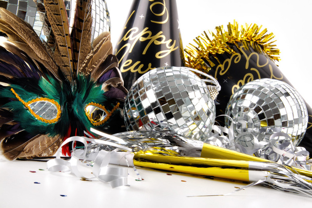 Mascara e chapéus de festa para a véspera de Ano Novo
 - Foto, Imagem