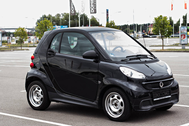 αυτοκίνητο Smart για την πόλη - Φωτογραφία, εικόνα
