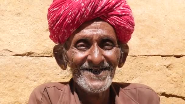Jaisalmer, India Tradicional radzsasztáni férfi portréja - Felvétel, videó