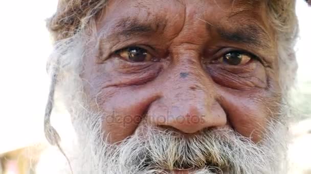Intiaanin muotokuva Jaisalmerissa
 - Materiaali, video