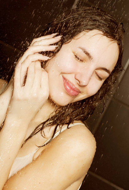 girl taking a shower - Photo, Image