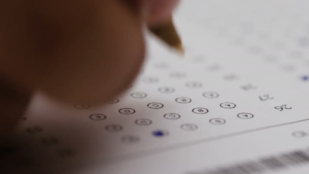 Marking the right answer in a multiple-choice test - Footage, Video