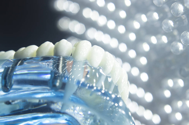Tandartsen tandheelkundige tanden implantaat - Foto, afbeelding