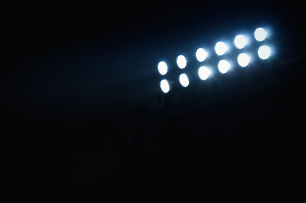 stadyum kule üzerinde projektörler - Fotoğraf, Görsel