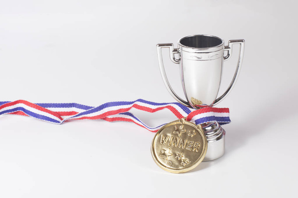 Altın madalya ve kazananlar trophy birincilik - Fotoğraf, Görsel