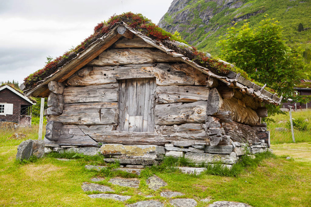 Régi faistálló Norvégiában - Fotó, kép
