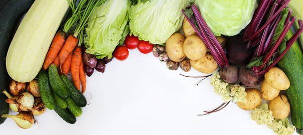 Fresh raw vegetables isolated on white background. - Foto, Bild