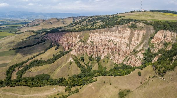 Rapa Rosie - riserva geologica e botanica in Romania
 - Foto, immagini
