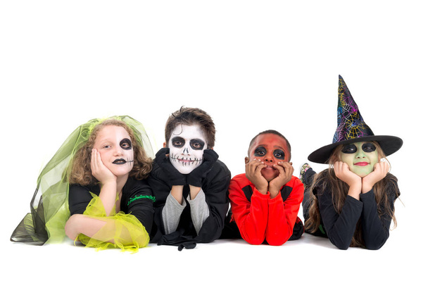 Kinder in Halloween-Kostümen - Foto, Bild