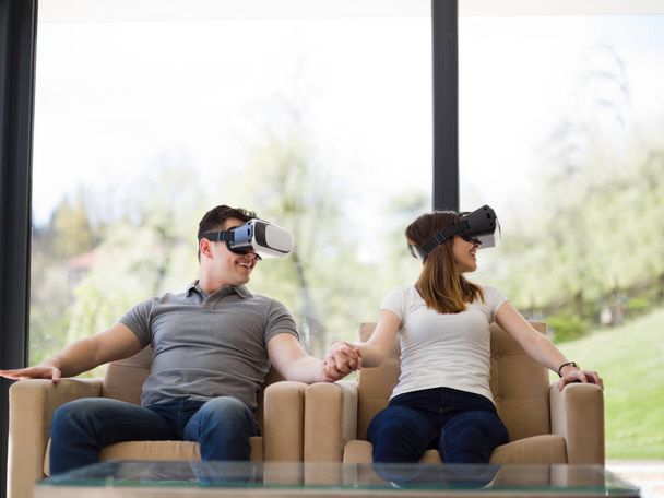 Couple using virtual reality headset - Фото, зображення