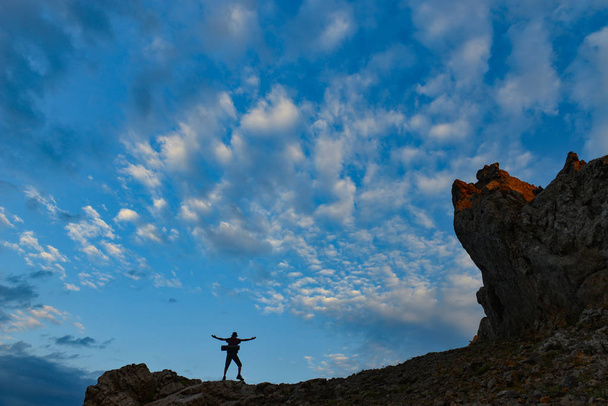 Ορειβατικές δραστηριότητες και η έννοια της επιτυχίας - Φωτογραφία, εικόνα