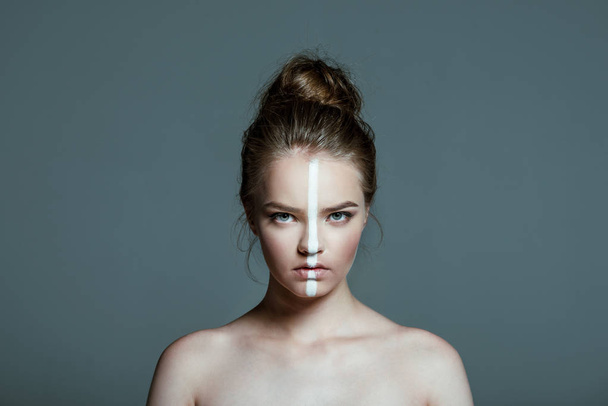 beautiful girl with makeup - Fotografie, Obrázek