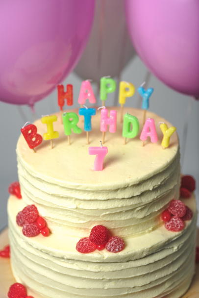 birthday cake with number seven  - Φωτογραφία, εικόνα