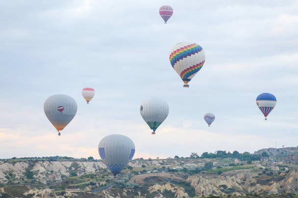 Hot Air Balloons in Cappadocia Valleys - Fotografie, Obrázek