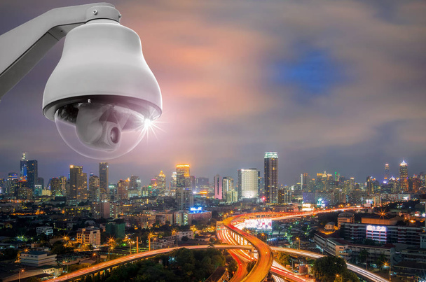 CCTV s výhledem na město. - Fotografie, Obrázek