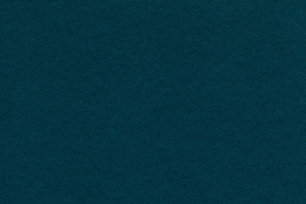 Old navy kék papír Vértes textúra. Sűrű karton szerkezete. Ciánkék a háttér. - Fotó, kép