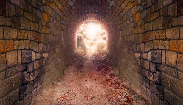 światło na końcu tunelu - Zdjęcie, obraz