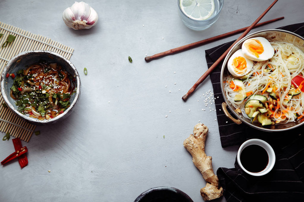  rice noodles with zucchini and egg  - Fotoğraf, Görsel