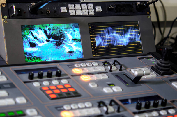 Controle de áudio e vídeo Mixing Desk, Televisão Broadcasting
 - Foto, Imagem