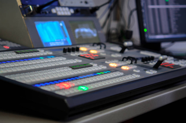 Video a audio ovládání směšovací stůl, televizní vysílání - Fotografie, Obrázek