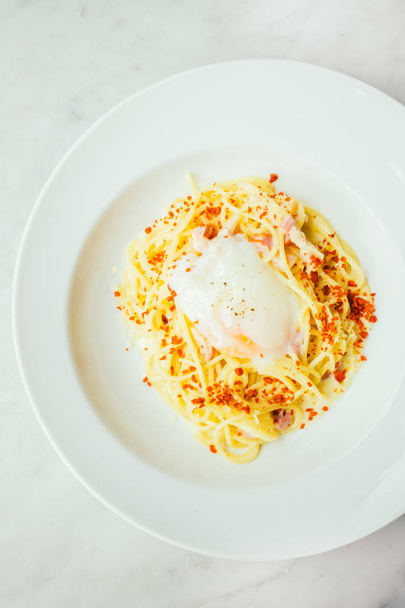 Carbonara spagetti és tészta  - Fotó, kép
