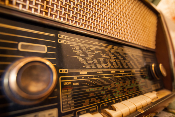 Retro velho rádio
 - Foto, Imagem