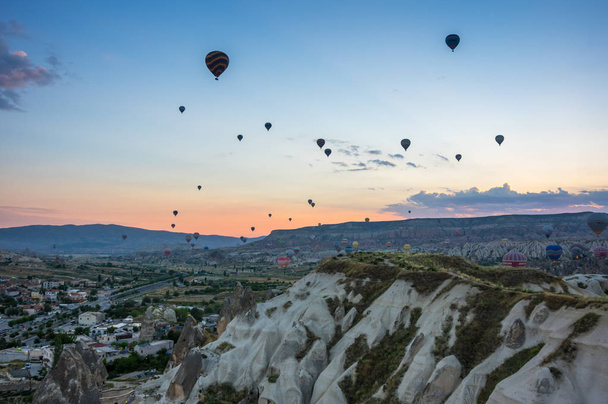 Hot Air Balloons over Cappadocia - Φωτογραφία, εικόνα