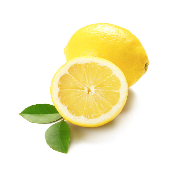 Delicious sliced lemon  - Foto, afbeelding