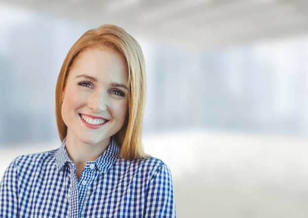 smiling woman in checkered shirt - Foto, imagen
