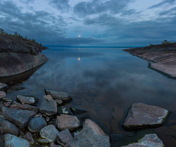 white night on lake Ladoga - Фото, изображение